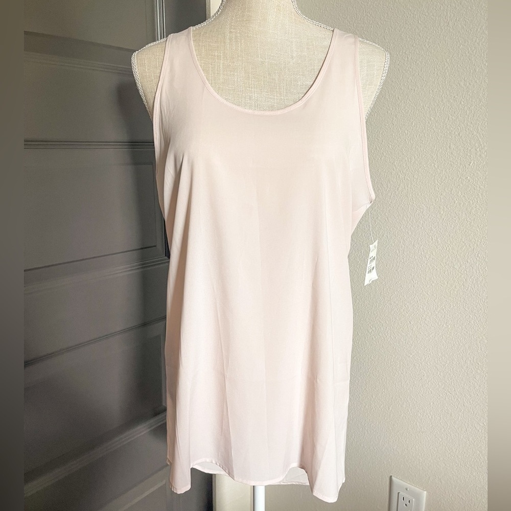 Frenchi NWT Hi-Low Racker Back Blouse, Size L